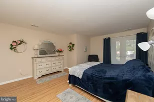 52 Natalie Ct, Levittown, PA 19057 - Photo 18