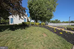 52 Natalie Ct, Levittown, PA 19057 - Photo 32