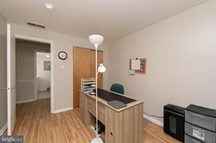 52 Natalie Ct, Levittown, PA 19057 - Photo 24
