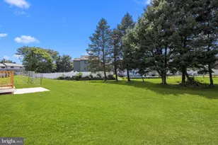 1 McLevins Ct, Croydon, PA 19021 - Photo 36