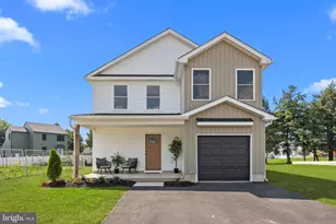 1 McLevins Ct, Croydon, PA 19021 - Photo 2