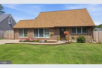 16 Parkside Circle, Levittown, PA 19056 - Photo 1