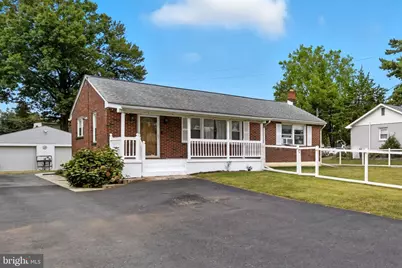 918 E Simpson Street, Mechanicsburg, PA 17055 - Photo 1