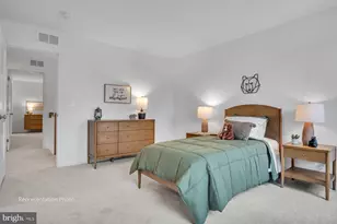 2040 N Fall Harvest Dr, Mechanicsburg, PA 17055 - Photo 10