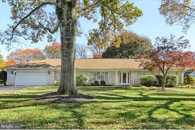 864 Hilltop Road, Lemoyne, PA 17043 - Photo 1