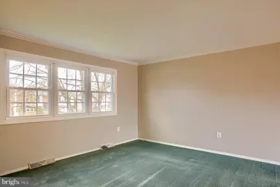 8 Edgewood Drive, Mechanicsburg, PA 17055 - Photo 4