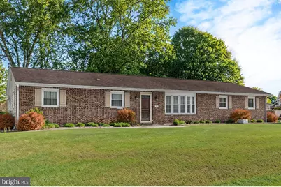 102 Fairway Drive, Mechanicsburg, PA 17055 - Photo 1