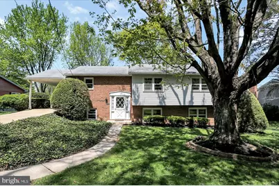 8 W Winding Hill Road, Mechanicsburg, PA 17055 - Photo 1