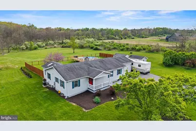 241 Willow Mill Park Rd, Mechanicsburg, PA 17050 - Photo 1