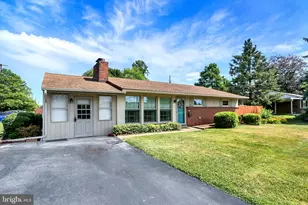 5200 Windsor Blvd, Mechanicsburg, PA 17055 - Photo 2