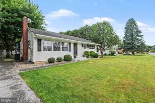 6020 William Dr, Mechanicsburg, PA 17050 - Photo 2