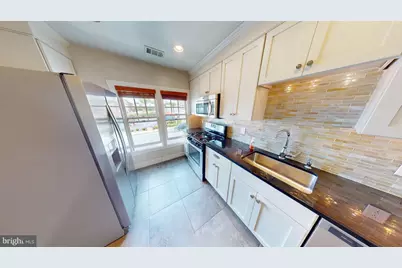 6 S Valley Road #D, Paoli, PA 19301 - Photo 1