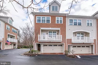 19 Village Square, Paoli, PA 19301 - Photo 1