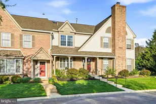 221 Cambridge Cir, Kennett Square, PA 19348 - Photo 2