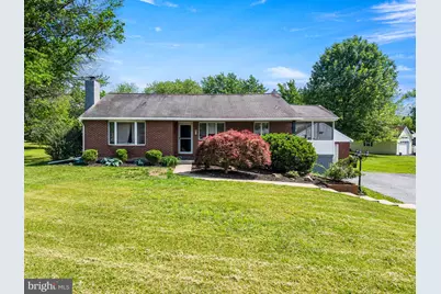 23 Country Lane, Pottstown, PA 19465 - Photo 1