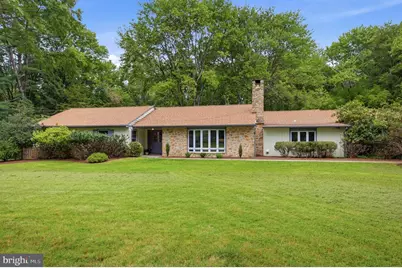 14 Laurel Circle, Malvern, PA 19355 - Photo 1