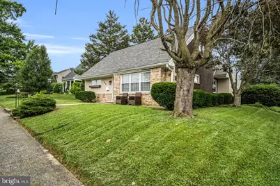 520 W Caracas Avenue, Hershey, PA 17033 - Photo 1