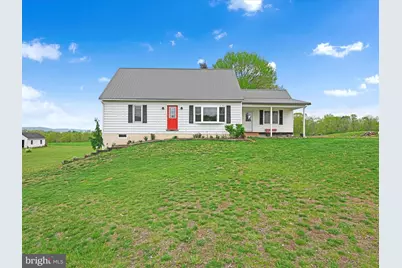 805 S Crossroads Road, Lykens, PA 17048 - Photo 1