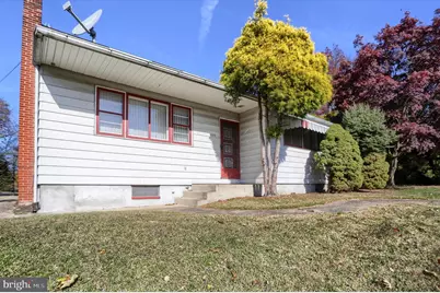 555 Pine Street, Steelton, PA 17113 - Photo 1