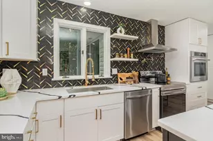 555 Hilltop Rd, Hummelstown, PA 17036 - Photo 18