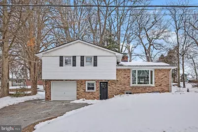 857 Twin Oaks Drive, Hummelstown, PA 17036 - Photo 1