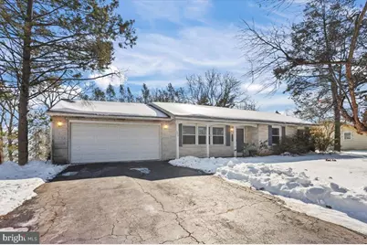 962 W Areba Avenue, Hershey, PA 17033 - Photo 1
