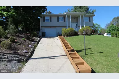 6081 Peach Tree Street, Harrisburg, PA 17111 - Photo 1