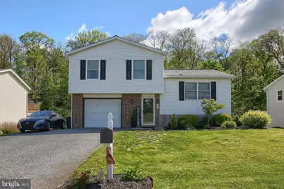 261 Ridgewood Drive, Millersburg, PA 17061 - Photo 1