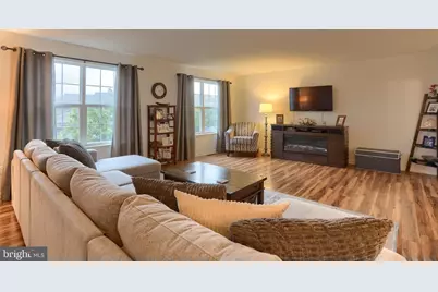 231 Thrush Drive, Hummelstown, PA 17036 - Photo 4