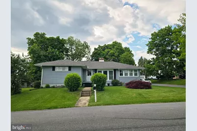 1085 Chambers Street, Harrisburg, PA 17113 - Photo 1