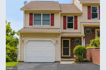 562 Kelker Street, Oberlin, PA 17113 - Photo 1