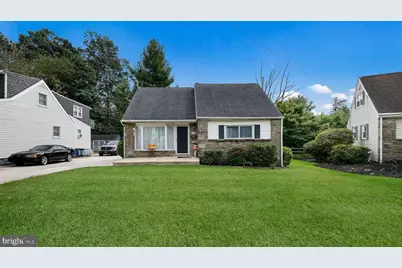 1012 Brook Avenue, Secane, PA 19018 - Photo 1