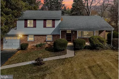 1605 Country Lane, Aston, PA 19014 - Photo 1