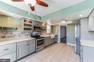 357 Saybrook Ln, Wallingford, PA 19086 - Photo 6