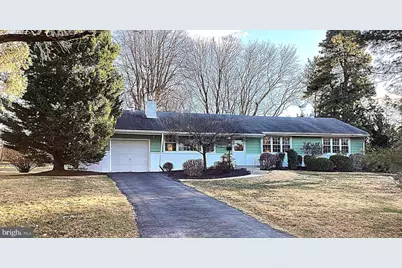 120 Hunt Club Lane, Newtown Square, PA 19073 - Photo 1