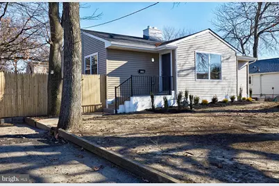 338 Sycamore Avenue, Folsom, PA 19033 - Photo 1