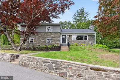 319 Crestview Circle, Media, PA 19063 - Photo 1