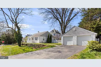 1001 Primos Avenue, Secane, PA 19018 - Photo 1