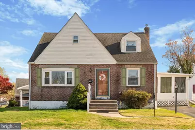 716 Brooke Circle, Morton, PA 19070 - Photo 1