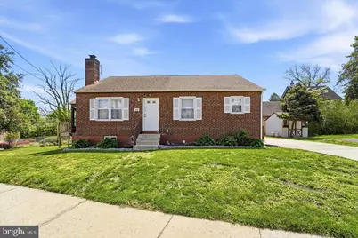 711 Poplar Street, Sharon Hill, PA 19079 - Photo 1