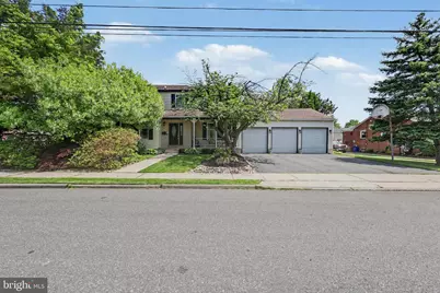 518 Tasker Avenue, Folsom, PA 19033 - Photo 1