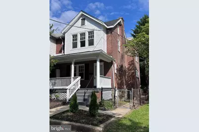 910 E 20th Street, Chester, PA 19013 - Photo 1