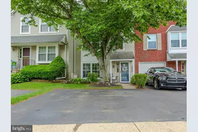 44 Eusden Drive, Aston, PA 19014 - Photo 1