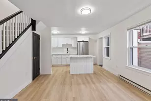 1118 Brown St, Chester, PA 19013 - Photo 2