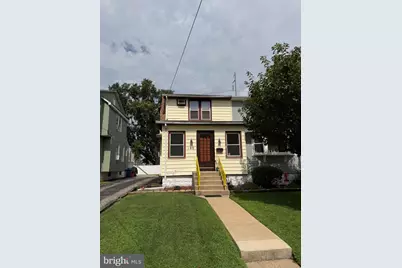 140 N Llanwellyn Avenue #1, Glenolden, PA 19036 - Photo 1