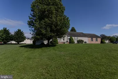 186 Hampton Drive, Chambersburg, PA 17202 - Photo 1