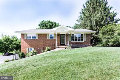 1539 Lake Shore Drive, Chambersburg, PA 17202 - Photo 1