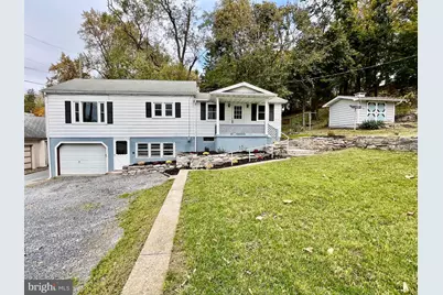 211 E North Street, Waynesboro, PA 17268 - Photo 1