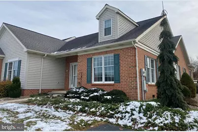 1476 Spring Side Drive E, Chambersburg, PA 17202 - Photo 1