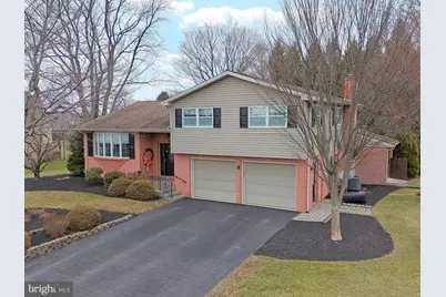71 Obsidian Drive, Chambersburg, PA 17202 - Photo 1
